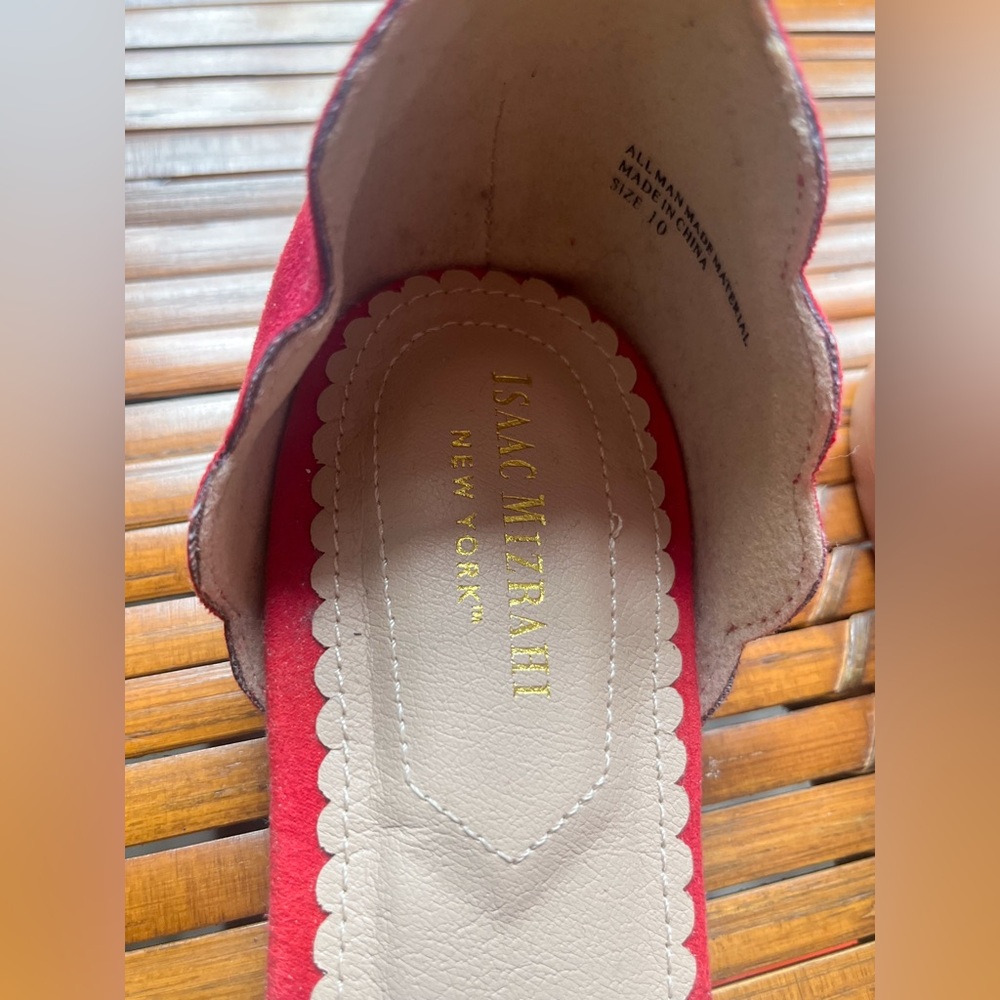 Brand New Isaac Mizrahi Red Scalloped Ankle Strap Flats Size 10 - Picture 5 of 8